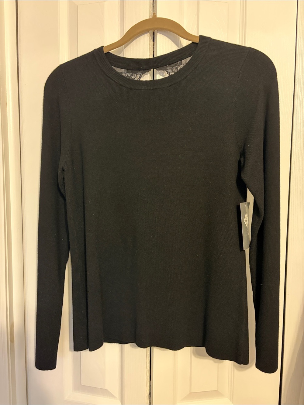 Vince Camuto Black Long-Sleeve Crewneck Women's Top